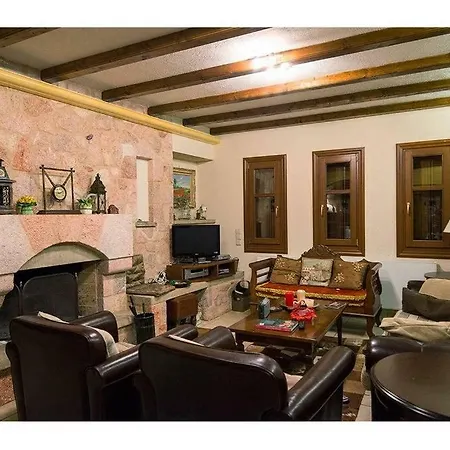 Villa Emargina *