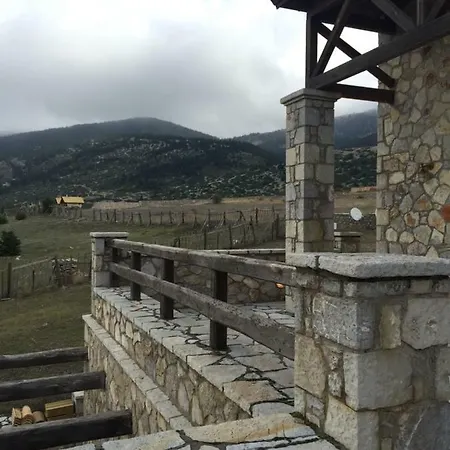 Villa Emargina *