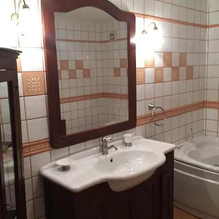 Emargina Villa *